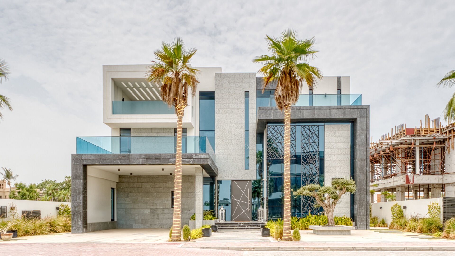 Contemporary Villa in Dubai Hills